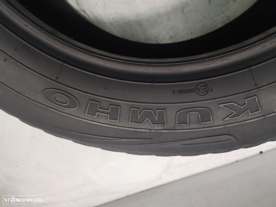 2 pneus semi novos 235-60r18 kumho - oferta dos portes