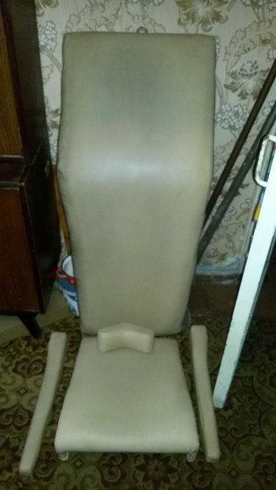 кресло стамоталогическое