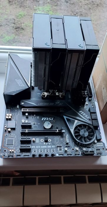 S AM4 Msi X570  Wi-Fi , Ryzen 7 5700X  8/16, Corsair 32GB. DeepCool Ak