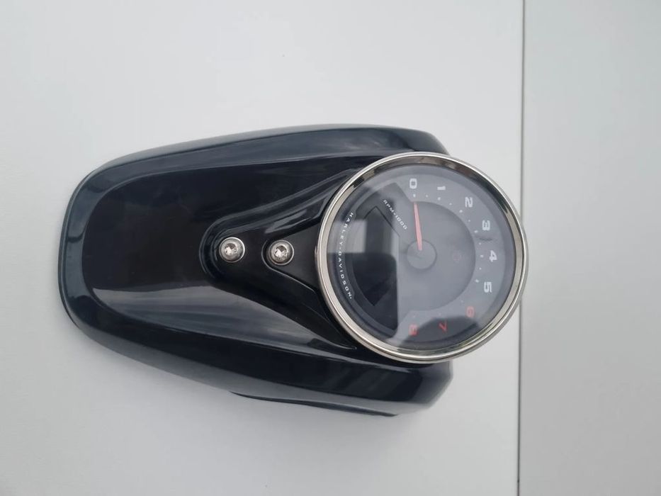 harley davidson softail fxfbs fat bob licznik konsola osłona na zbior