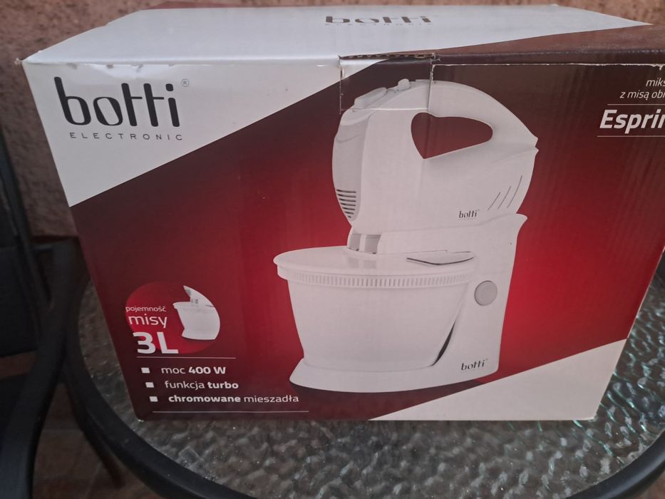 Mikser z misą obrotową  3L 400W
