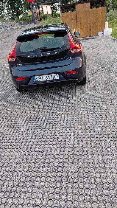 Sprzedam Volvo V40