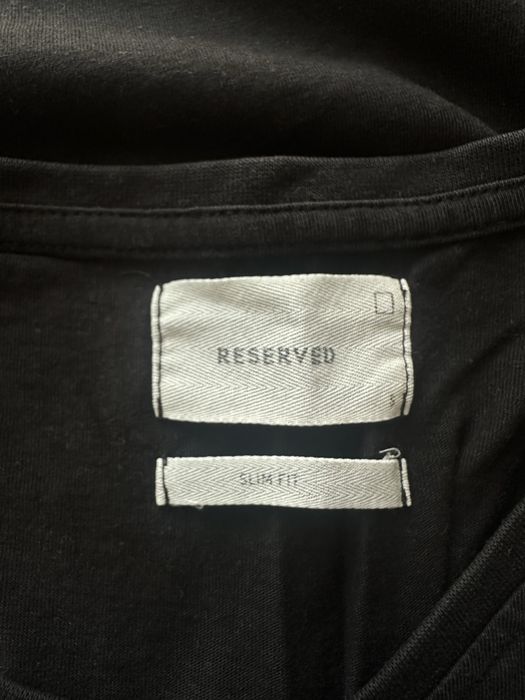 Czarna damska koszulka gładka bluzka T-shirt basic serek S 36 Reserved