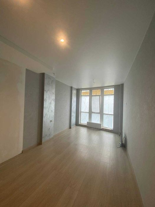 3к квартира с ремонтом в ЖК 4 сезона. 101 кв.м. Секция 2