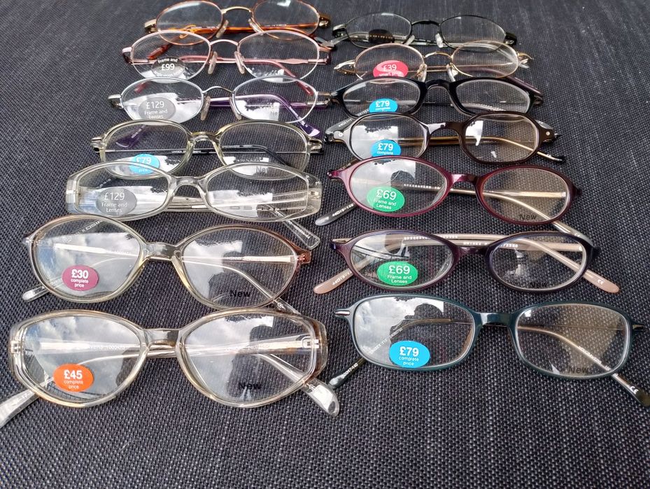 Oprawki po likwidacji sklepu duży zestaw nowe