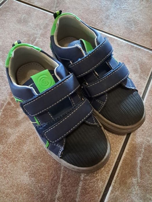 Buty na rzepy dla chlopca 27