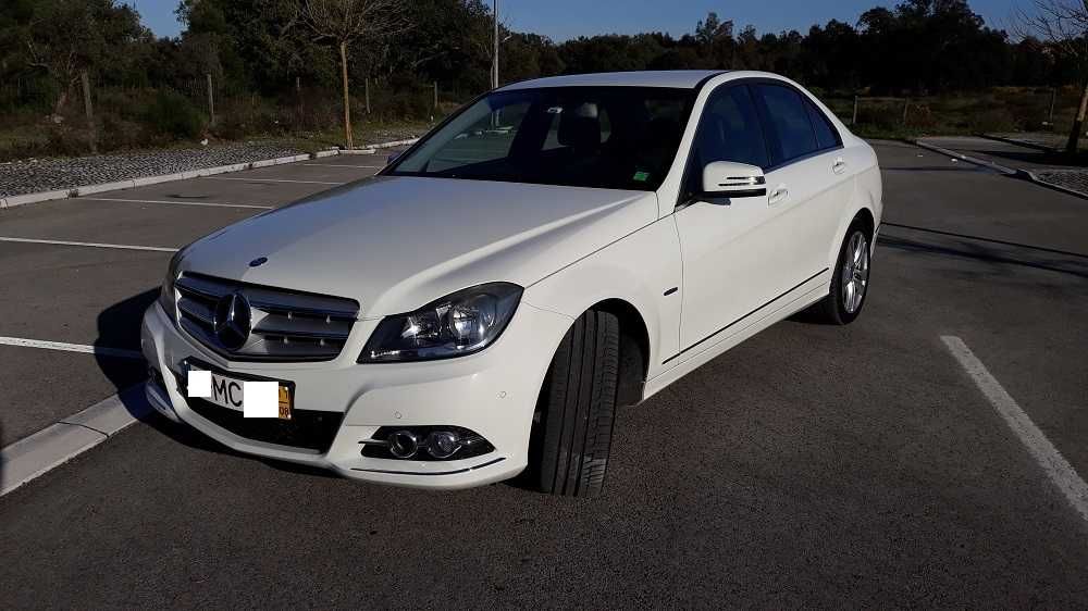 Mercedes C220 AvantGarde Nacional
