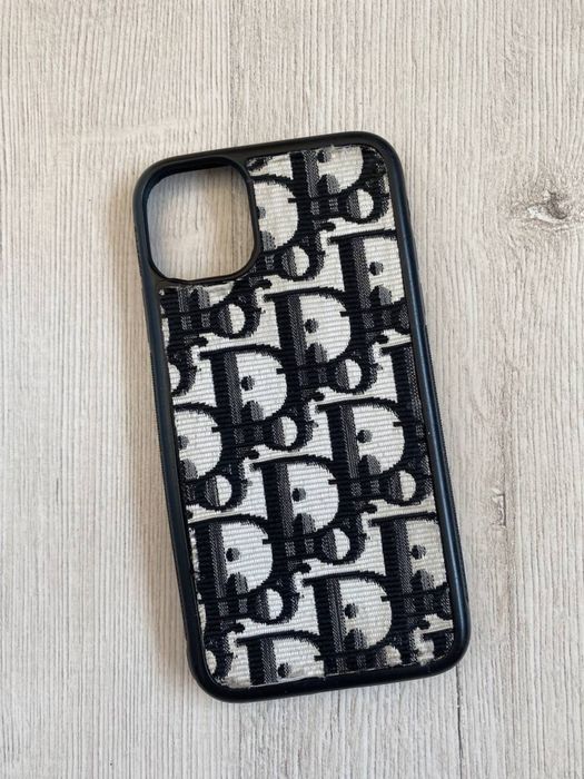 Чехол на iphone 11