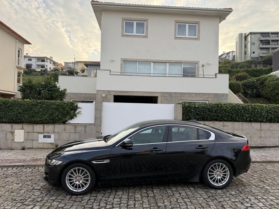 Jaguar XE 2.0 D 2017 Poucos Km Manual Correntes Mudadas — photo 3