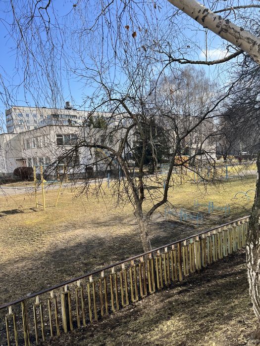 ПРОДАМ 4 кім.кв. в зразковому будинку район Богдана 29000$