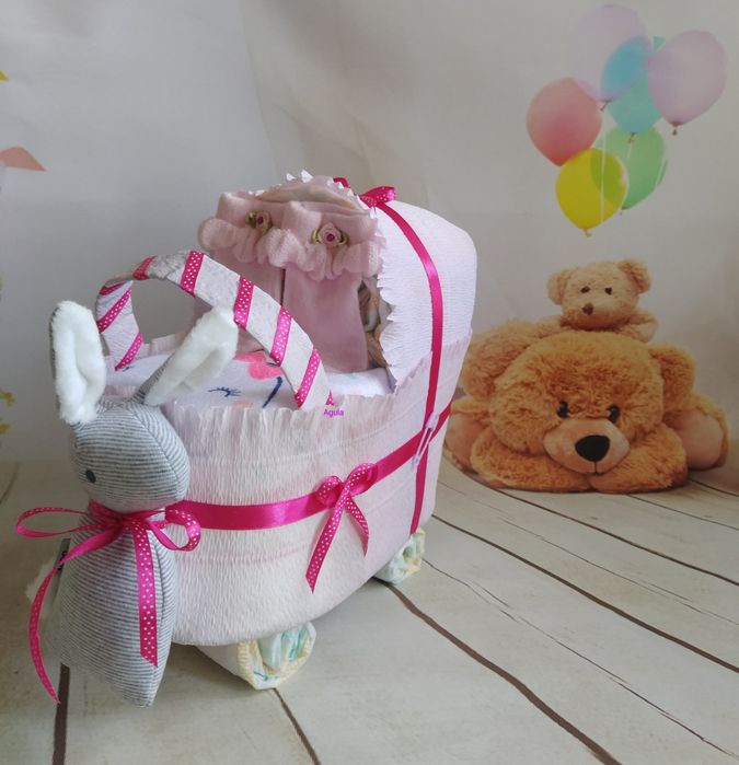 Tort- pociąg lokomotywa z pieluszek Pampers+zabawka, chrzest,narodziny