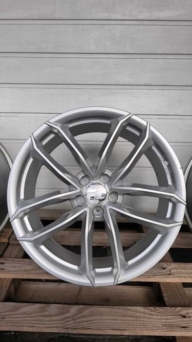 Felgi aluminiowe  Mercedes Audi Vw Skoda Seat 20" 5x112 Nowe (OL721F)