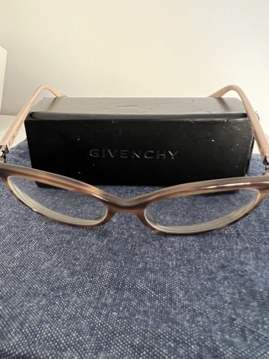 Óculos padrao tartaruga Givenchy