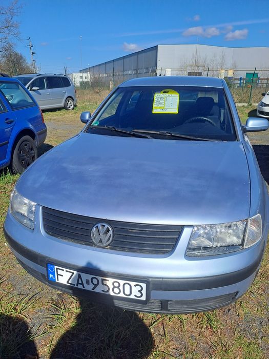 Volkswagen passat b5 1.6 benz