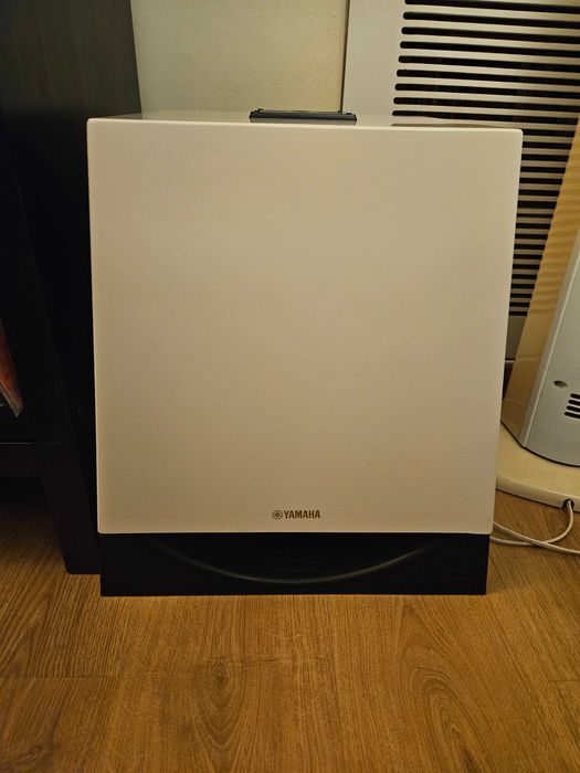 Subwoofer yamaha impecável