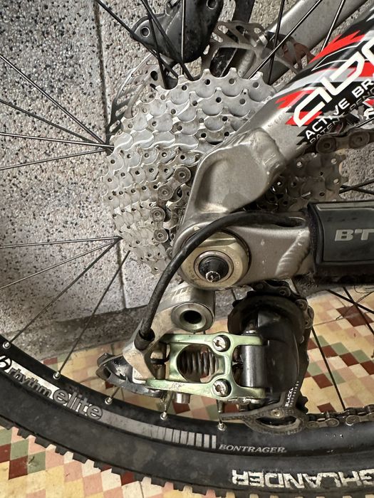 Bicicleta de enduro TREK