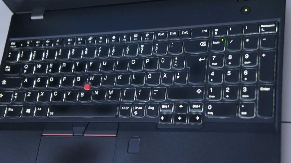 Laptop LENOVO ThinkPad T570 - Intel i7, GeForce, 16GB ram, SSD