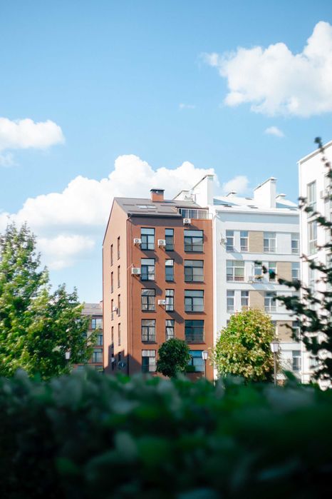 Продаж 2-кімнатної квартири в центрі Білогородки, ЖК CENTER