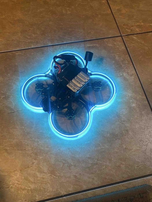 Cinebot30 з 3 батареями