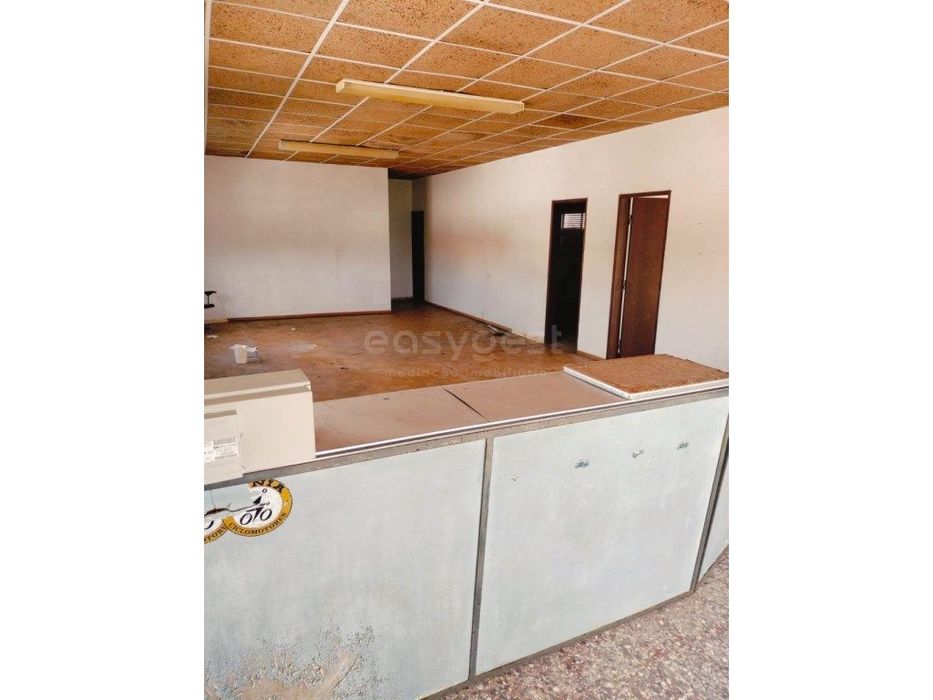 Armazém em Pegões Montijo