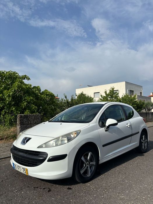 Peugeot 207 1.4 HDi Comercial – 2008