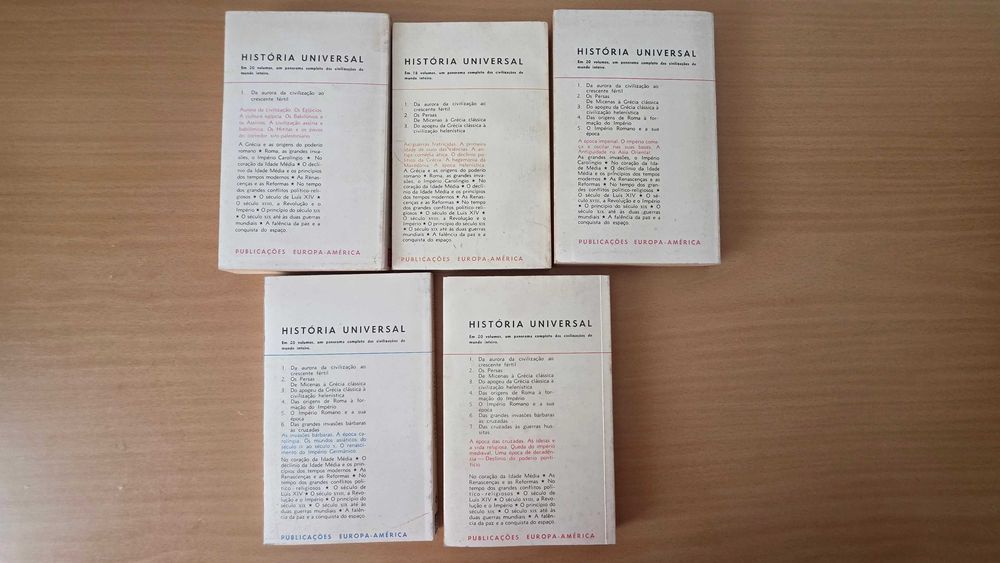 5 volumes da "História Universal": volumes 1, 3, 5, 6 e 7