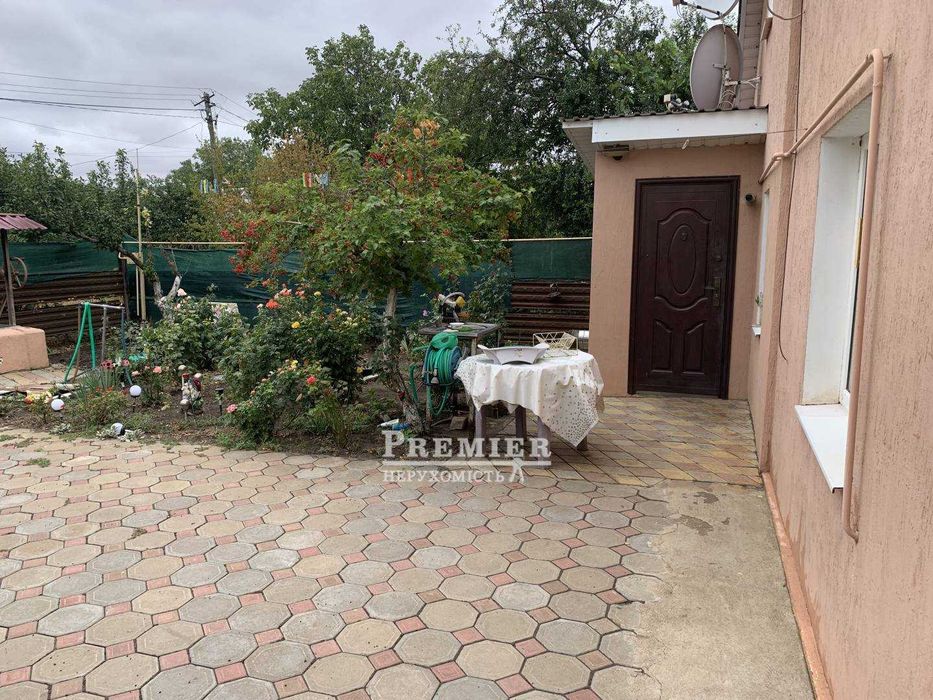 Продається затишний будинок в Світлом