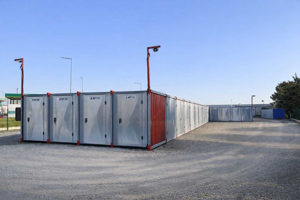 Wrocław / Mokronos Dolny / Parkowa 11 - kontenery magazynowe 3 - 12 m²