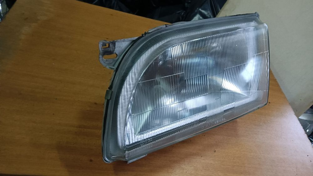 Ótica Ford Transit farol esq. Óptica 1997 depo