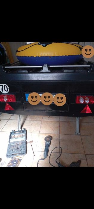 Atrelado sem tenda