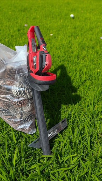 Triturador elétrico e corta-sebes