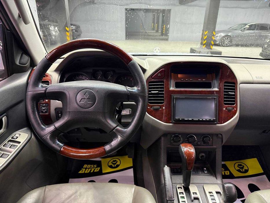 Mitsubishi Pajero 2007