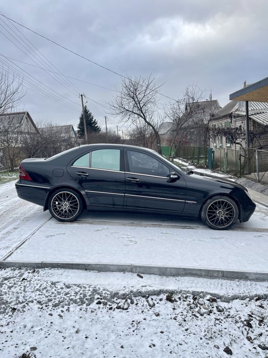 Продам Mercedes-Benz C 270 CDI