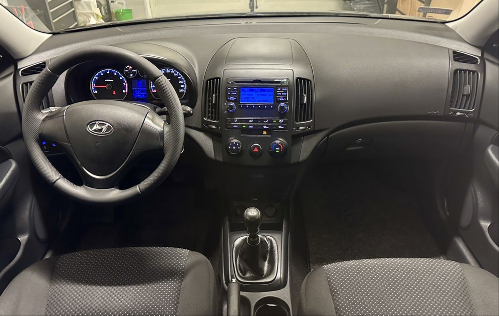 Hyundai i30 1,4 Mały Przebieg Ładny Stan Sprawdź !