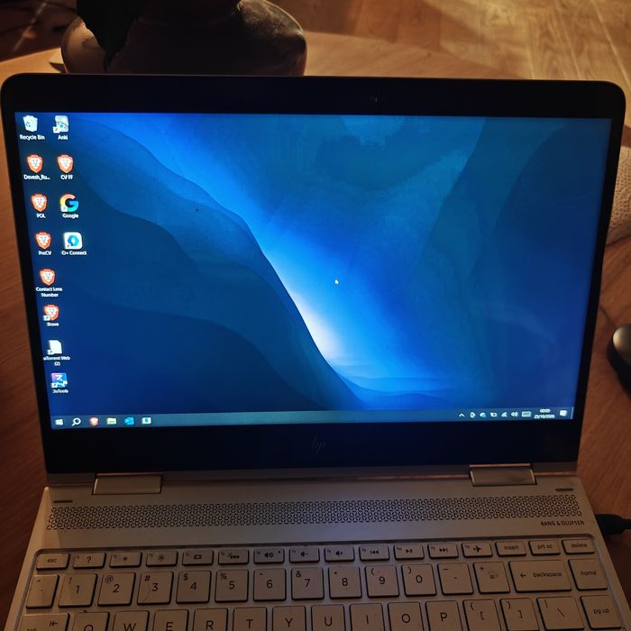 hp spectre X360 core i7