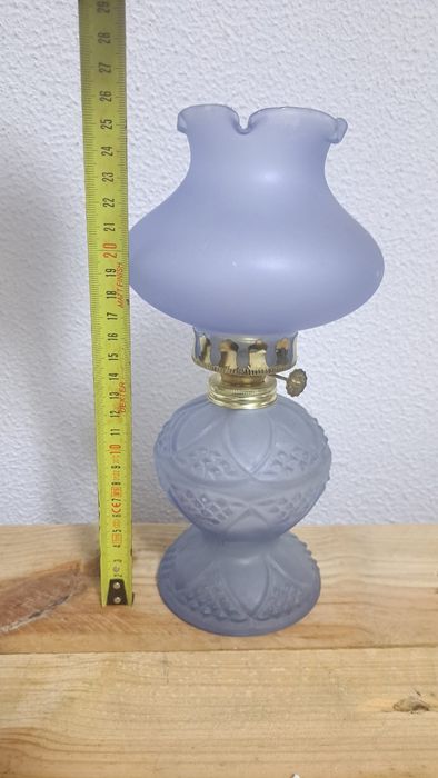 Vende se lamparina / candeeiro como nova cor azul completa e nova.