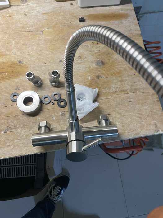 Torneira de cozinha NOVA maleavel