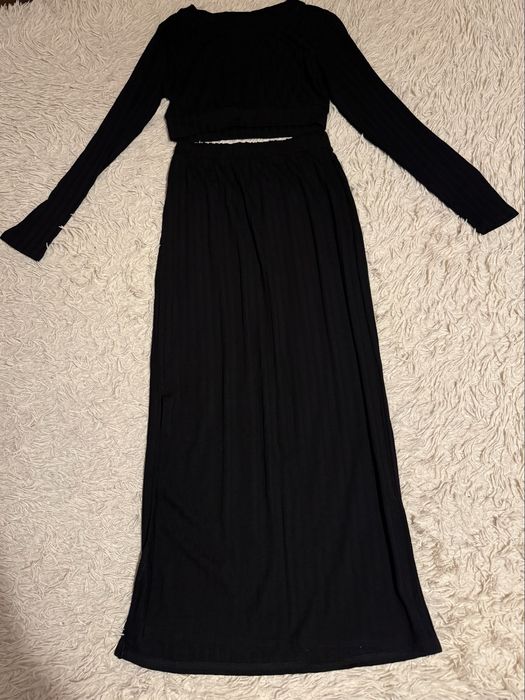 Костюм в рубчик зі спідницею, розмір М