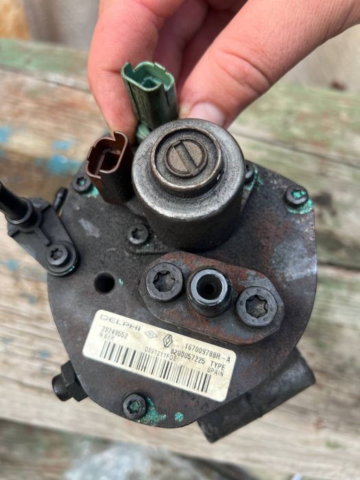 Паливний насос високого тиску Renault Kangoo 2 1.5 dci MT euro 4