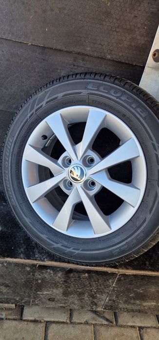 Alufelgi+Opony letnie SKODA CITIGO R14 4x100 et35 1ST