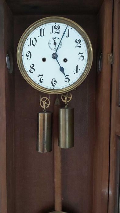 Zabytkowy zegar Gustaw Becker