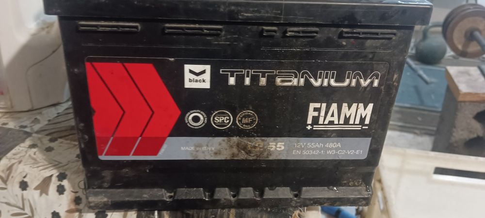 Продам акумулятор TITANIUM