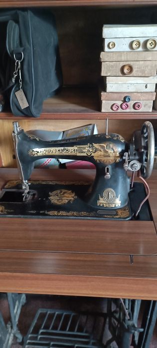 Máquina de costura Singer