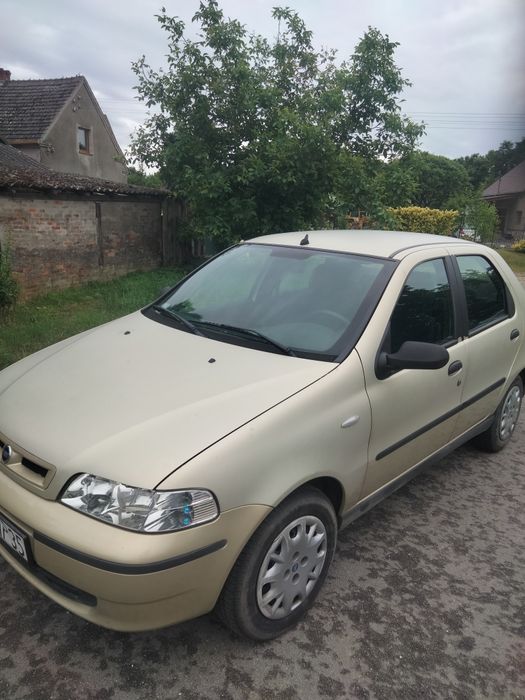 Fiat albea 2004r.