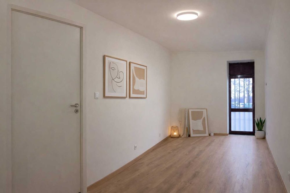 Loja em custódias zona nobre, vende-se ou aluga-se