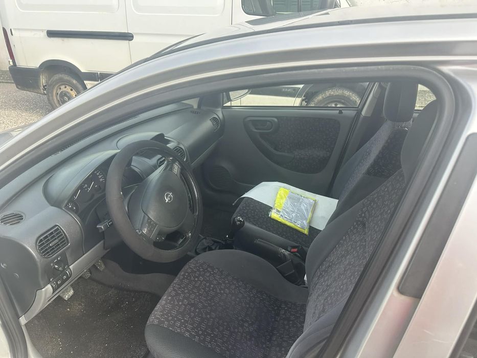 Opel corsa c 1.2 gasolina