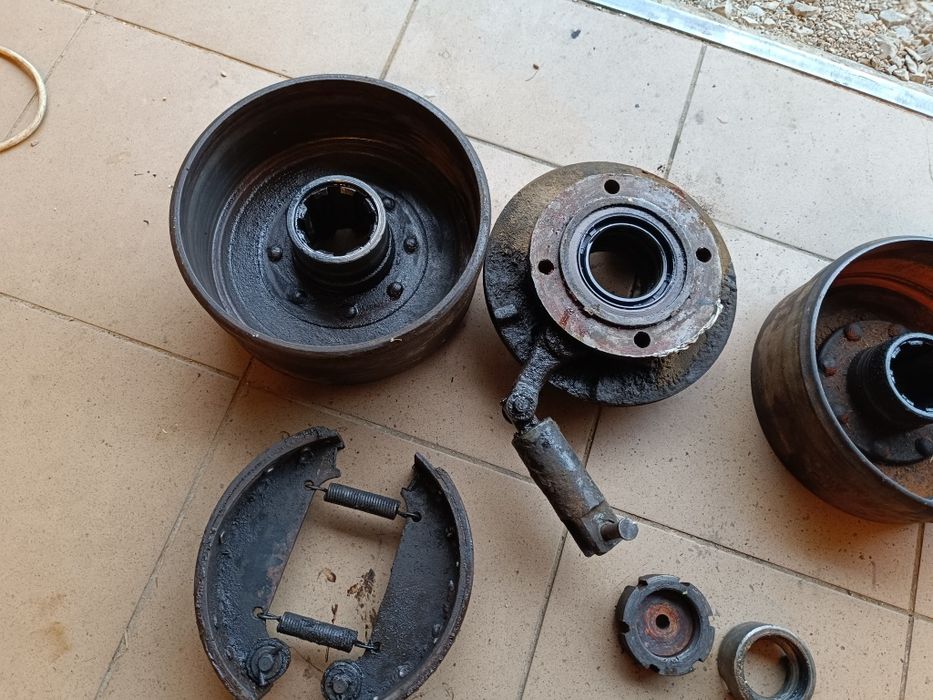 Hamulce, bębny szczęki podstawy hamulcy Zetor k 25
