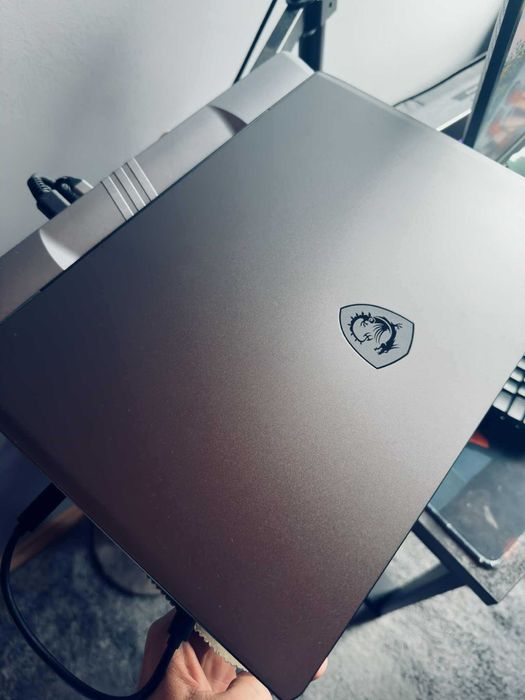 MSI Vector 16 HX A14VHG • i9-14900HX • 32GB • RTX 4080 • 1TB SSD