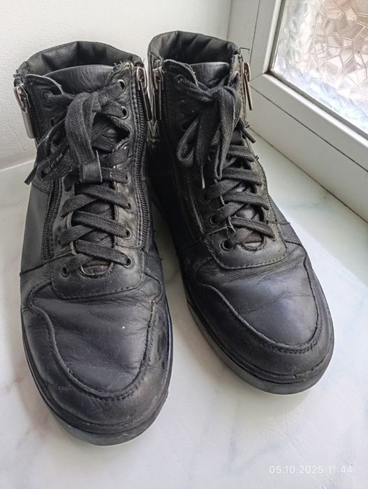 Чоботи,ботинки, черевики для хлопчика