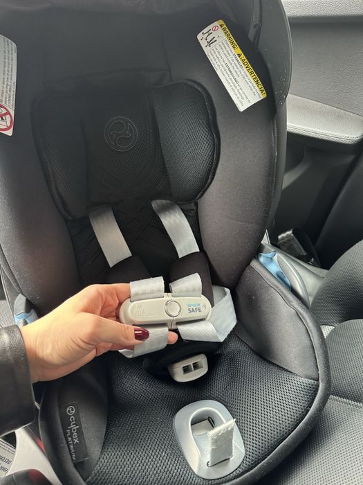 Автокресло с базой CYBEX T Cloud